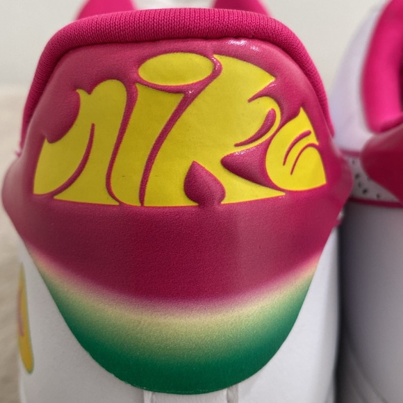 🆕 NIKE Air Force 1 ‘07 LX 2023 WMNS Low Cut White/White-Pink Dragon Fruit In 📦 - Picture 10 of 15